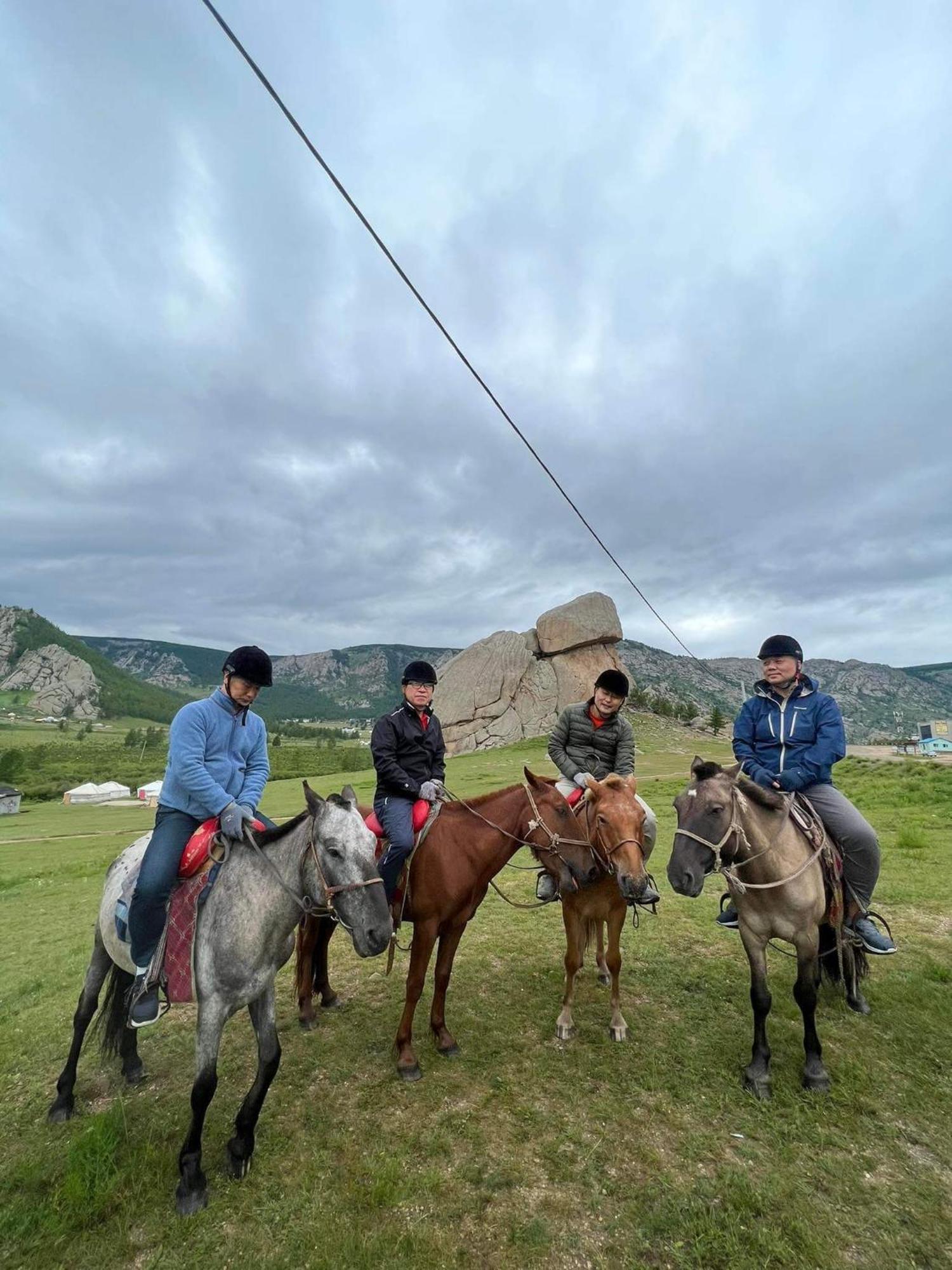 Camel Track Guesthouse And Tour Operator Llc Ulaanbaatar Exterior foto